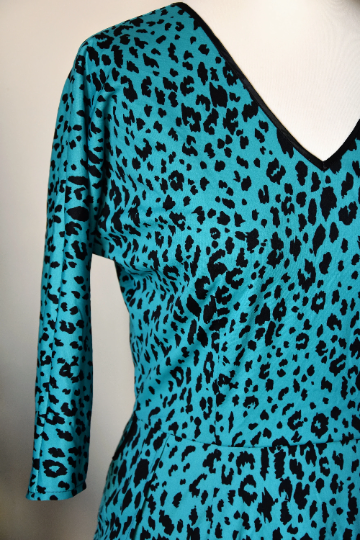 Leopard print hotsell wiggle dress